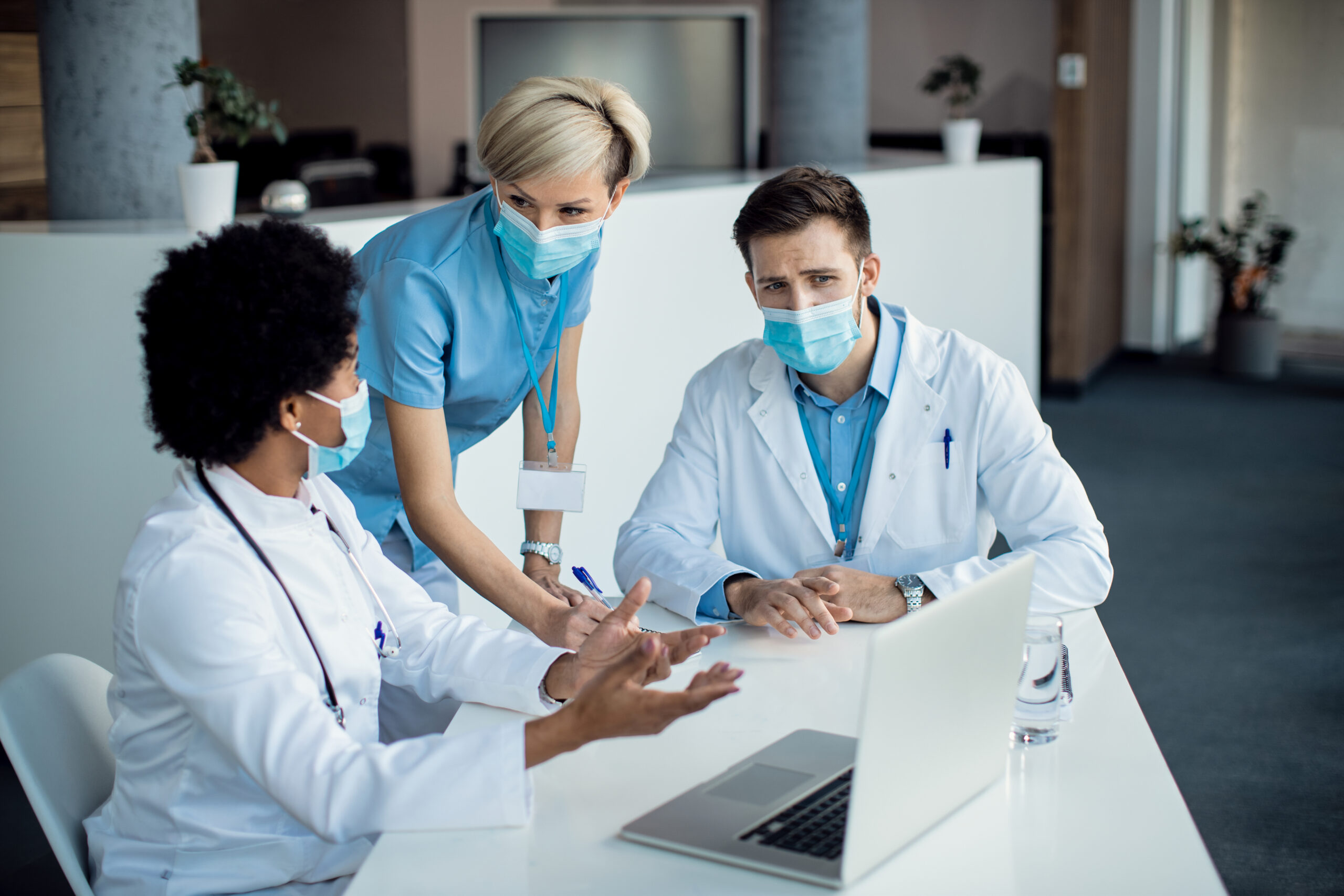 Improving Health Outcome through Patient Experience Management Software